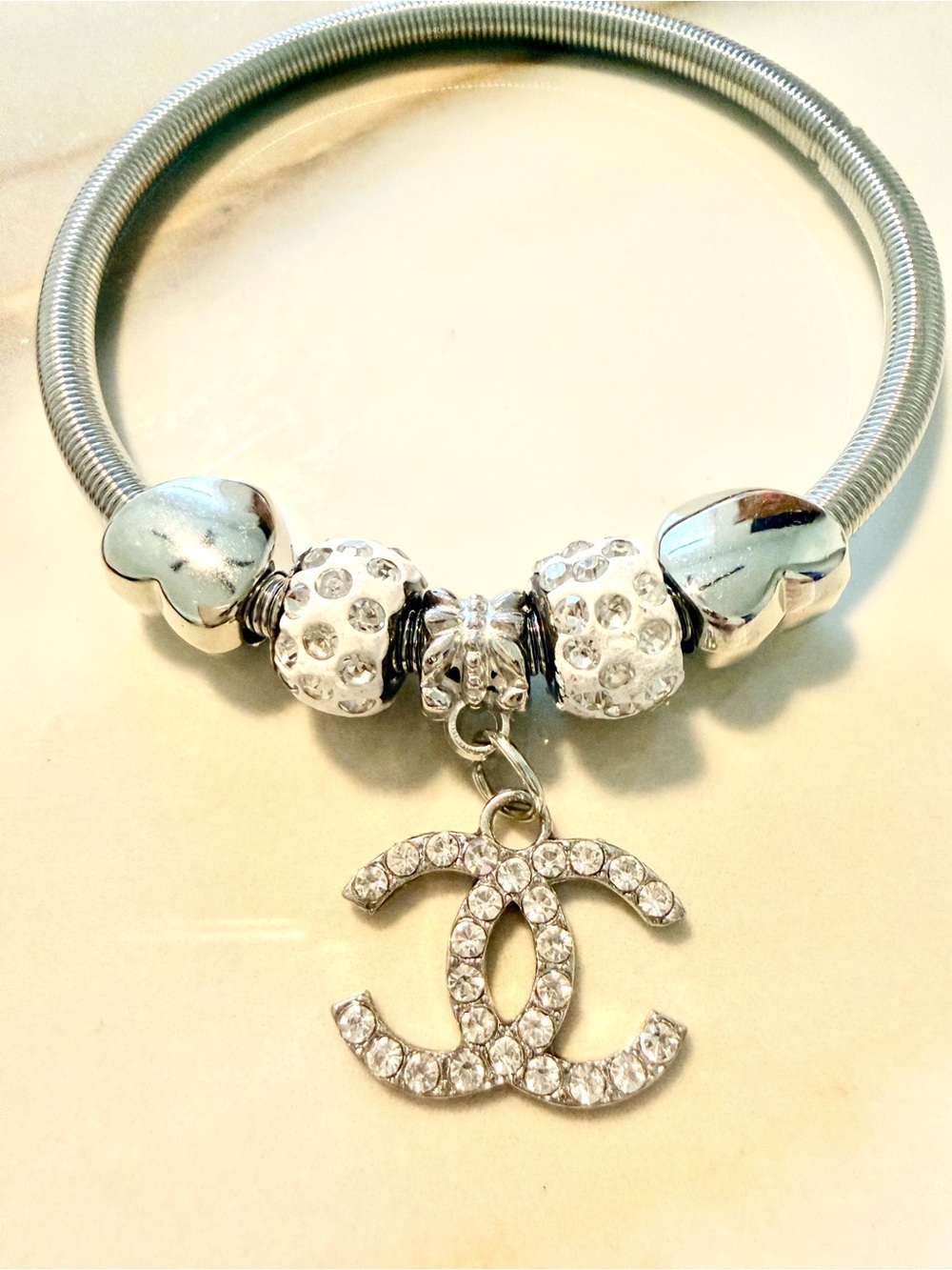 Fashion Jewelry Silver Crystal Charm Bracelet with Logo Pendant
